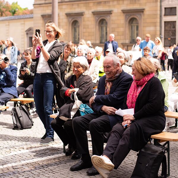Veranstaltung Mohr-Villa: Bücher aus dem Feuer