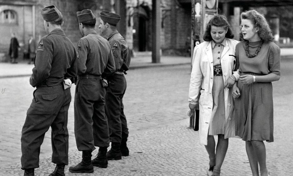 Frauen in Kriegs- und Krisen­gebieten