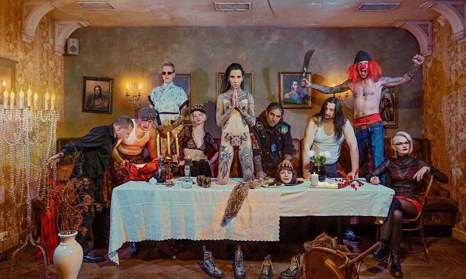 Veranstaltung: Die Geschichte der Acht Hände