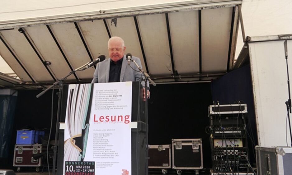 Veranstaltung: Bücher aus dem Feuer